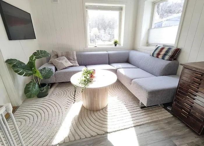Comfy Apartment In Quiet Neighbourhood